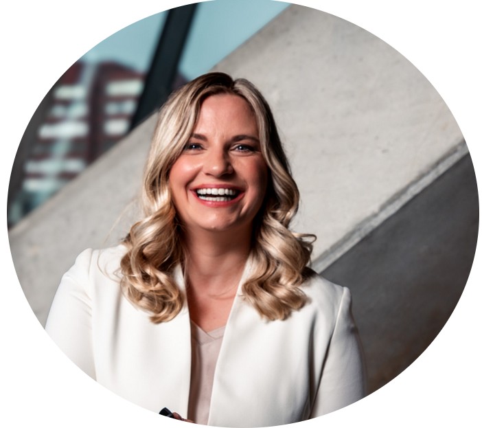 dr. Teja Klančič, znanstvenica in predavateljica